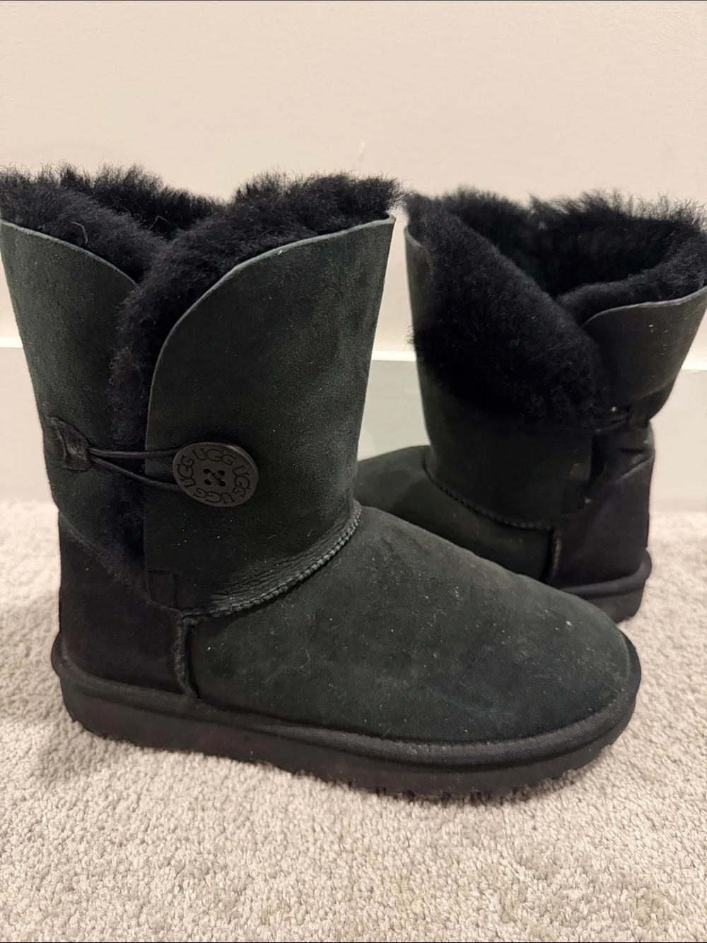 UGG Black Short Suede Shearling Boots